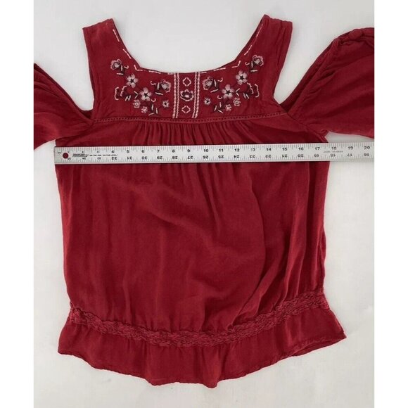 Knox Rose Women’s Red Embroidered Cold Shoulder Tie Sleeve Blouse Sz Small Boho - Picture 10 of 10